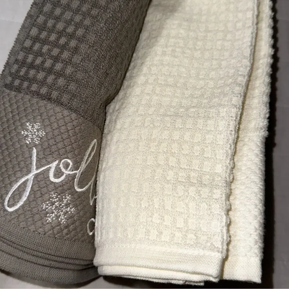 DC Red White Ivory Gray Cotton Lyocell Blend Dish Tea Kitchen Towel Set of 4